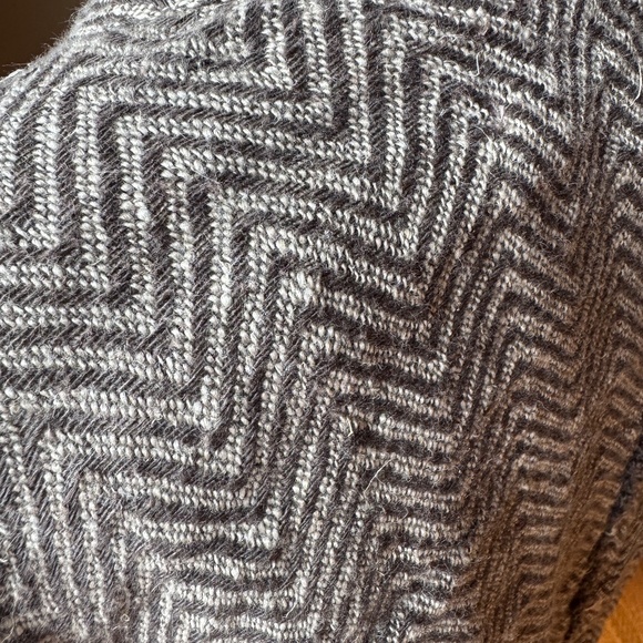 Magnolia Pearl Cropped Declan Jacket in Mathis - Picture 7 of 11